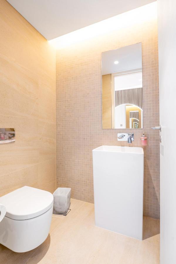 Spectacular 3 Bedroom Condo With Maids Room Facing The Dubai Eye Εξωτερικό φωτογραφία